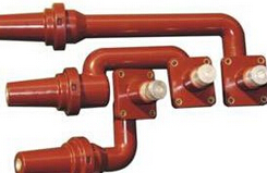 固封極柱可以用低壓?jiǎn)?/></p><p>　　網(wǎng)友提問(wèn)：固封極柱可以用低壓的嗎?</p><p>　　大禹答復(fù)：您好。固封極柱的目的是確保在正常工作條件下能夠正常使用的極柱在惡劣環(huán)境條件下也能正常工作。由于固封極柱的生產(chǎn)需要模具，工藝也較復(fù)雜，成本上升較高，以及外形安裝占用空間較多，加之低壓的絕緣問(wèn)題比中高壓容易解決，一般也沒(méi)有用密封式的極柱就能在較差的工作環(huán)境中正常使用，因此在低壓開(kāi)關(guān)中沒(méi)有見(jiàn)到使用低壓固封極柱的。</p> </div>
      <div   id=