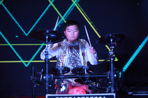 大禹漢光2018年“同心同行，共創(chuàng)未來”主題年會圓滿成功